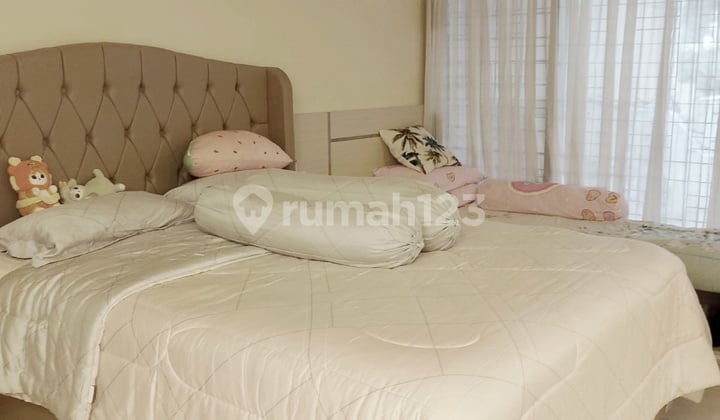 Dijual.rumah.2.lantai Taman.aries Butuh Jual.cepat Lokasi.strategis