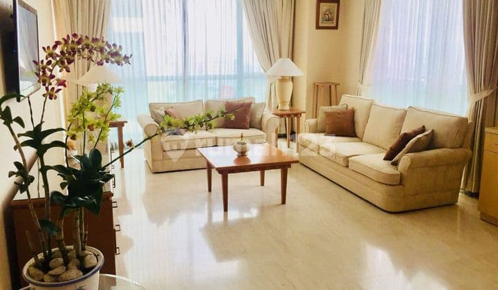 Disewakan 3BR Casablanca Furnished Lantai Sedang