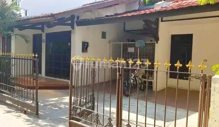 Dijual Rumah Daerah Kebayoran Baru Jakarta Selatan