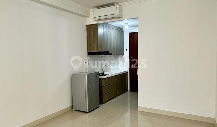 Dijual Studio Signature Park Grande Semi Furnished Apartment