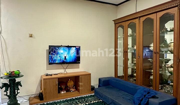 Dijual Rumah Hook Furnished Daerah Tebet