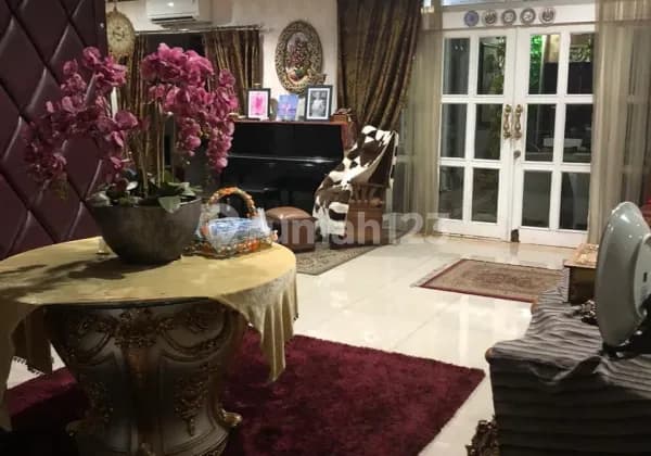 Dijual Rumah Mewah 2 Lantai