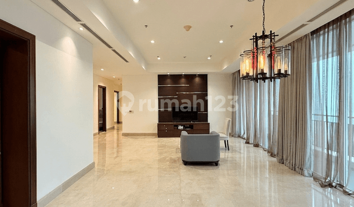 For Rent: 3BR The Pakubuwono Signature, Furnished
