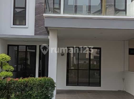 Rumah Asri 2 Lantai di Puri Bintaro Sektor 9