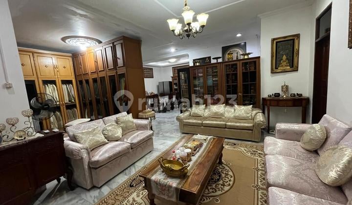 Rumah Besar Mewah di Jl Lodan Pulo Gadung Jakarta Timur