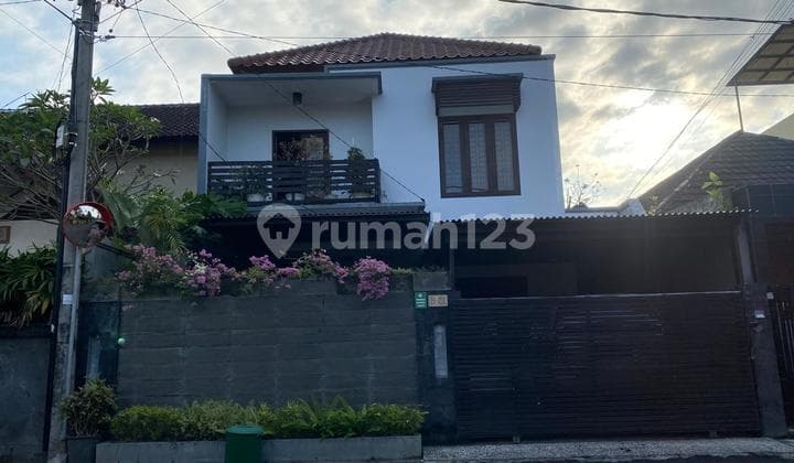 Dijual Rumah di Nangka Utara Lengkap dengan Swimming Pool