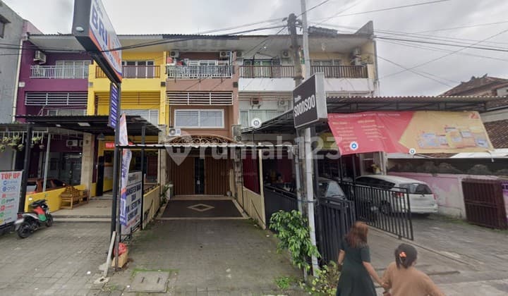 Dijual Ruko 3 Lantai Strategis di Nusa Kambangan Denpasar Barat