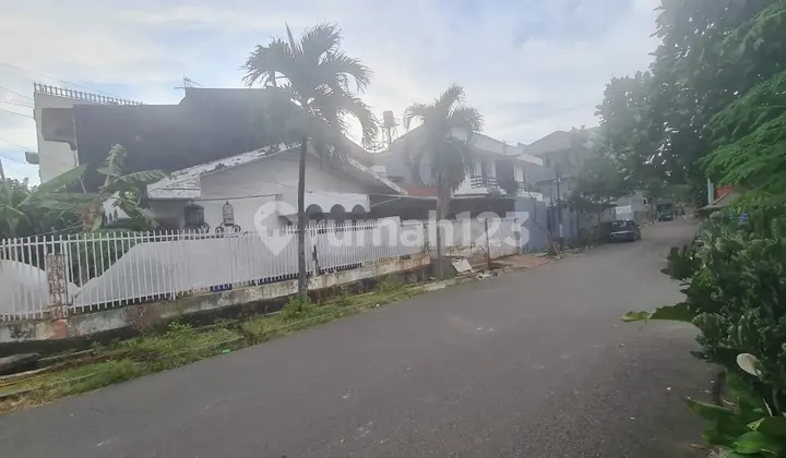 Rumah Lama Hitung Tanah di Pondok Indah, Jalan Lebar, Tusuk Sate