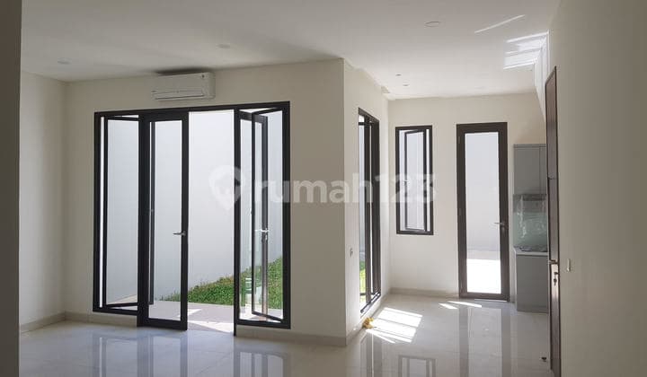 Turun Harga! Rumah Murah, Baru, Siap Huni di Permata Hijau - Rancangan Arsitek Top