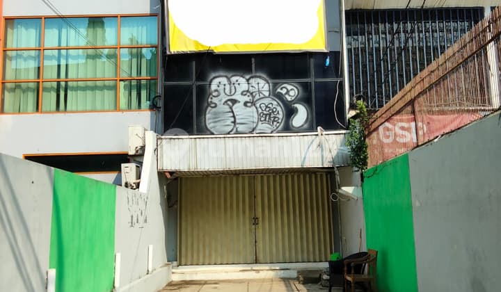 Ruko 2,5 Lantai di Mampang Prapatan Jakarta Selatan, Harga Dibawah Njop