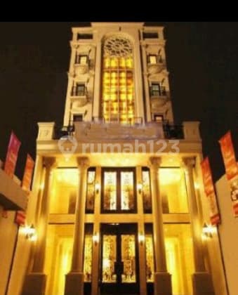 7-Story Building on Kh Mas Mansyur, Tanah Abang, Central Jakarta, Suitable for Showroom, Office, Clinic