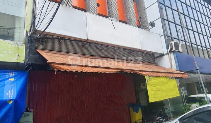 Ruko 4 Lantai Siap Pakai di Kebayoran Baru Area Dekat MRT, Cocok Kantor, Klinik, Toko, Usaha