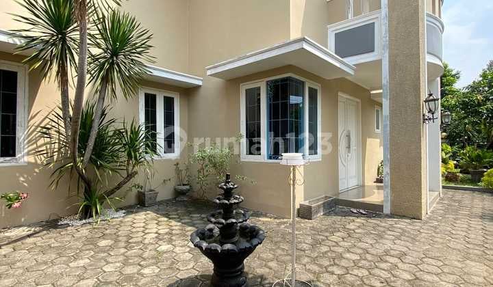 2-Story House in Bintaro Permai Area Quiet Location Wide Road Legal Position