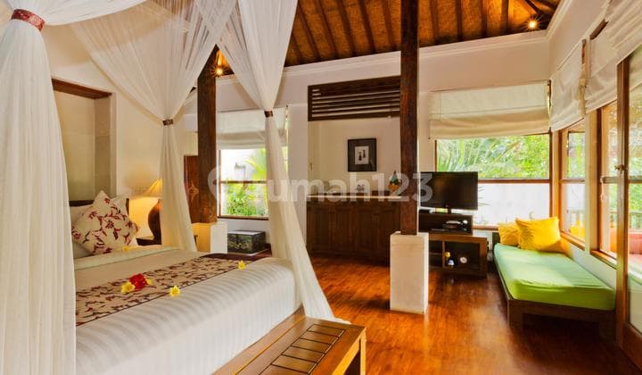 Jual Cepat, Murah, Vila 24 Kamar Tidur di Ubud Bali, Lokasi Premium, Fasilitas Lengkap, Good Invest