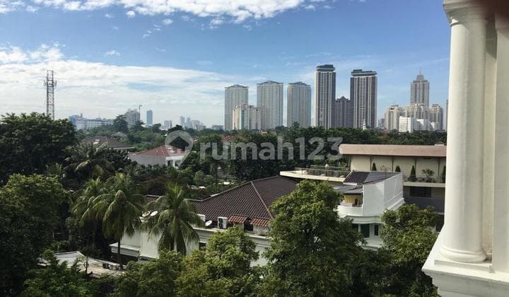Unit Luas 176m² di Permata Hijau Residence – Full Renov & City View!