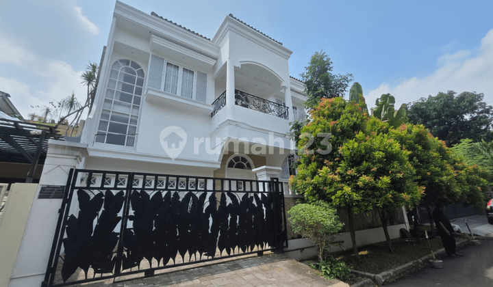 Rumah Mewah Pondok Indah Dekat Pim, Newly Renovated, Ada Kolam Renang