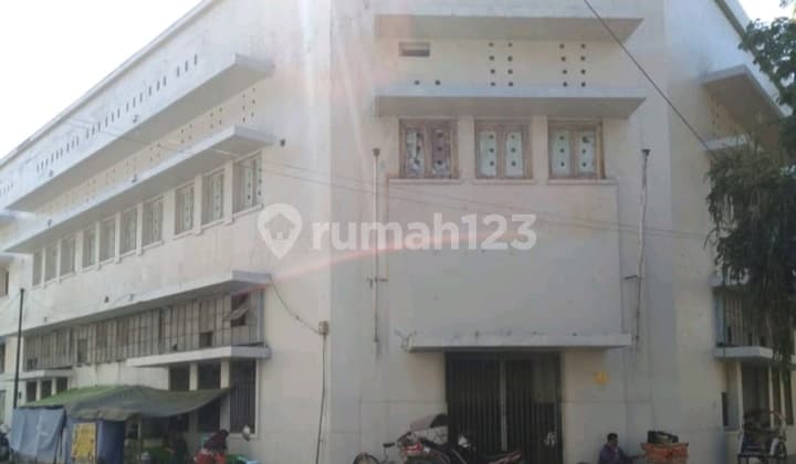 Gedung 4 Lantai Veteran Sby Pusat Komersial Strategis 36.8M Nego