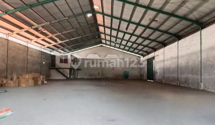Gudang Raya Cangkir Driyorejo 0 Jalan Raya 8.5M Lelang Pengosonga