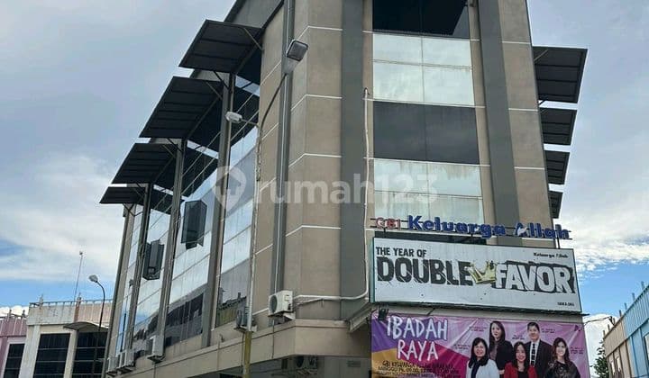 Gedung 4 Lantai Ruko Satelit Town Square Parkiran Luas 19m Nego