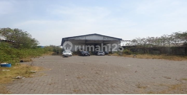 Warehouse at Tambak Langon Near Margomulyo Dumar Industrial Area 70M Auction