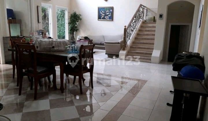 Rumah Central Park Mulyosari, Lokasi Boulevard Utama