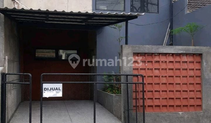 Dijual Rumah Konsep Industrial - Bsd City