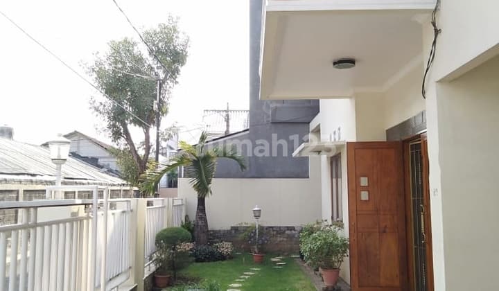 Ready-to-Occupy House Inside Permata Hijau II Complex, South Jakarta, Jl.