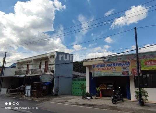 4 Ruko dan gudang , LT 703, Bgn 291, Tepi jl Narogong Ry, strategis, cocok utk usaha