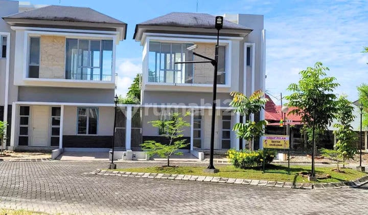Dijual Rumah 2 Lantai Jl. Taman Sari Sudirman Pekanbaru