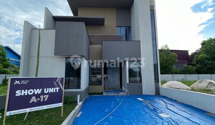 Dijual Rumah 4 Kamar Tidur Komp.mezza Park Jl. Sm Amin Pekanbaru