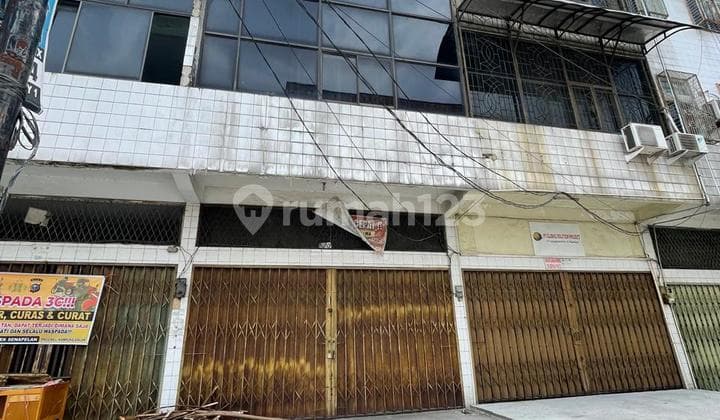 Dijual Ruko 3 Lantai Jl. Tj Datuk Juanda Senapelan Pekanbru