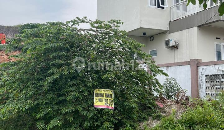 For sale land on Jl. Tengku Bey 2, Gang Satria, Simpang Tiga, Pekanbaru. Strategic location.