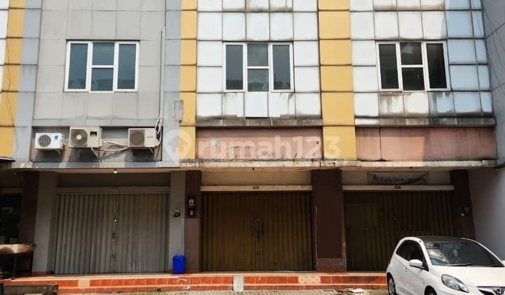 BSD, Ruko Golden Boulevard 2,5lantai siap pakai jual cepat