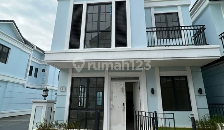 Rumah modern tuk keluarga muda modern @Lavon Swancity Tangerang