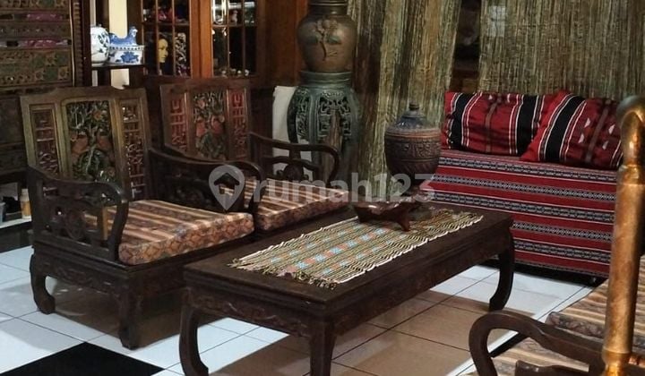 Rumah di Kencana Loka BSD dekat sekolah & stasiun KRL Rawabuntu