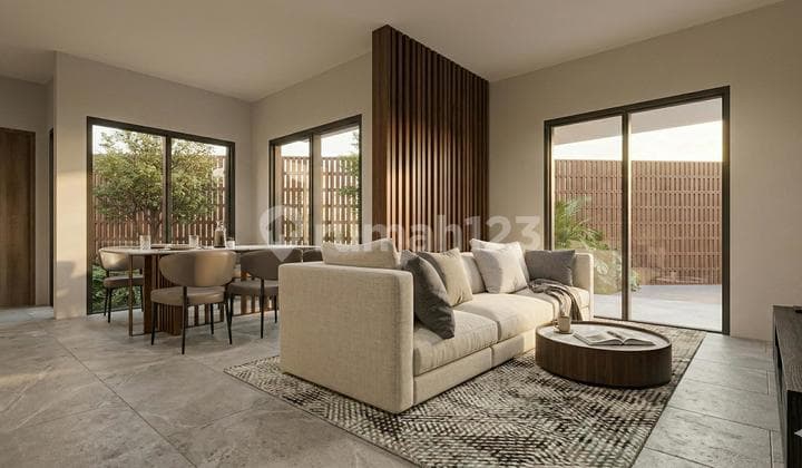 Rumah Nusaloka BSD (Renovasi) Dekat St. Ursula, Pasmod, Akses Mudah