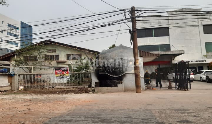 Warehouse L in East Sunter Agung, Sunter