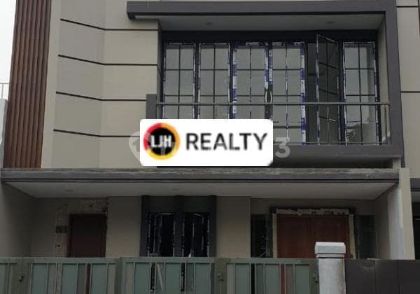 Brand New Ready-to-Live House in Taman Permata Buana, West Jakarta