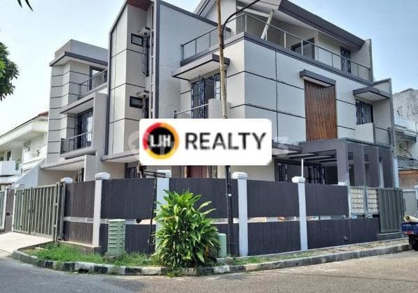 BRAND NEW LUXURY HOUSE IN TAMAN PERMATA BUANA, WEST JAKARTA