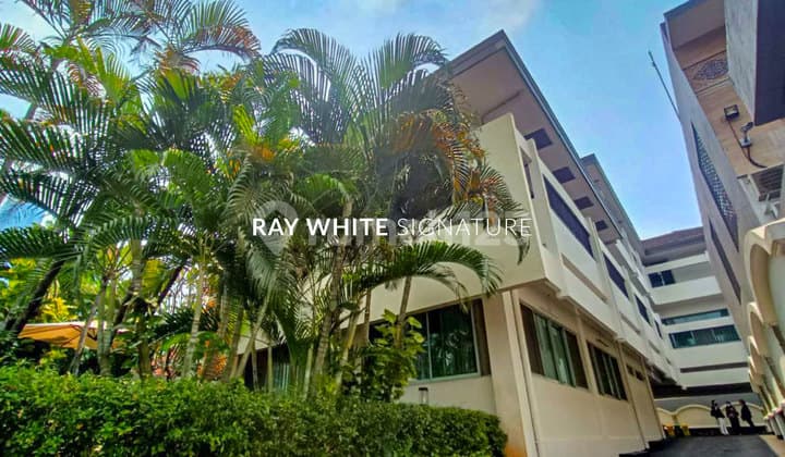 Dijual Rumah Komersil & Strategis, Jl. Cokroaminoto