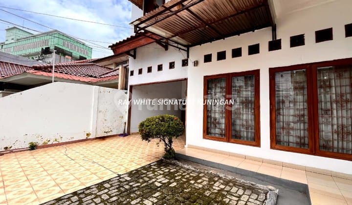 Rumah Tinggal dan Kost di Jl Cempaka Putih Tengah XIII