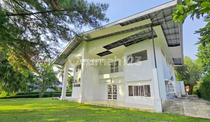 Dijual Villa, Jl. Rancamaya, Bogor