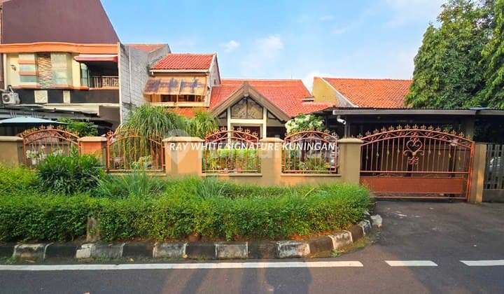 Rumah Dalam Komplek di Jl Pam Baru III Cocok Untuk Hunian atau Kost