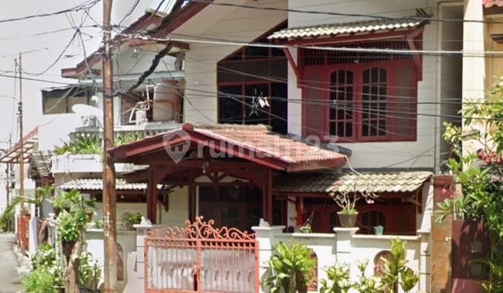 For Sale: House in Slipi, Jl Anggrek Rosliana, Freehold Title, Good Location