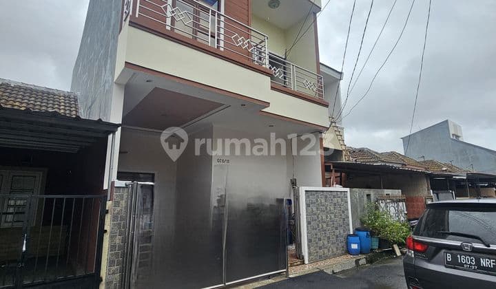 Rumah 2 Lantai Gading Serpong Sektor 6 Tangerang Selatan