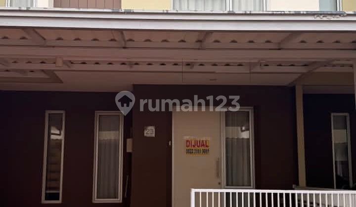 Rumah Cluster Malibu Village Gading Serpong Tangerang Bagus Rumah di Cluster Malibu Village, Perumahan Gading Serpong, Jl. Proklamasi, Cijantra, Pagedangan, Tangerang, Banten, Indonesia, 15335, Kelapa Dua SHM