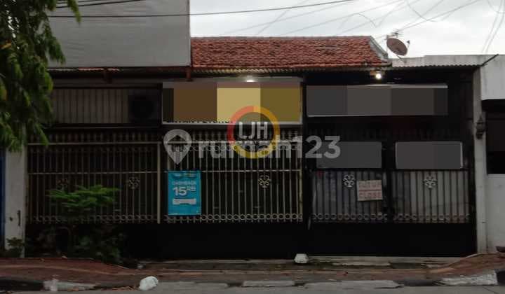 Bangunan Rumah Cocok untuk Usaha di Jalan Batan Selatan