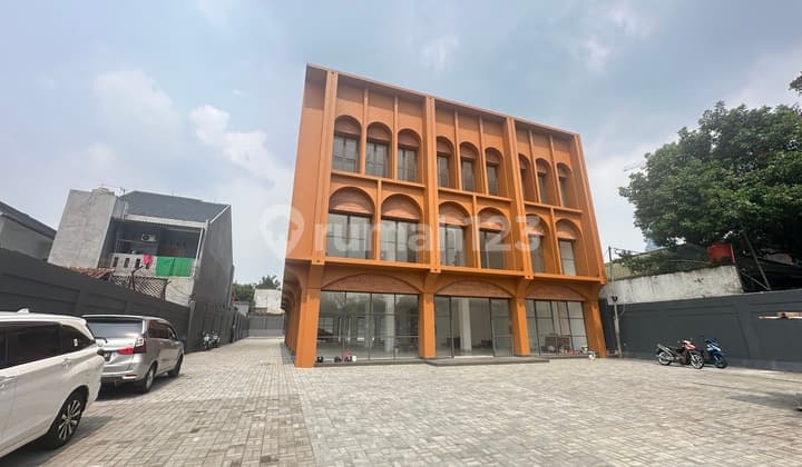 Gedung Perkantoran Baru Mewah Dekat Simatupang Jakarta Selatan