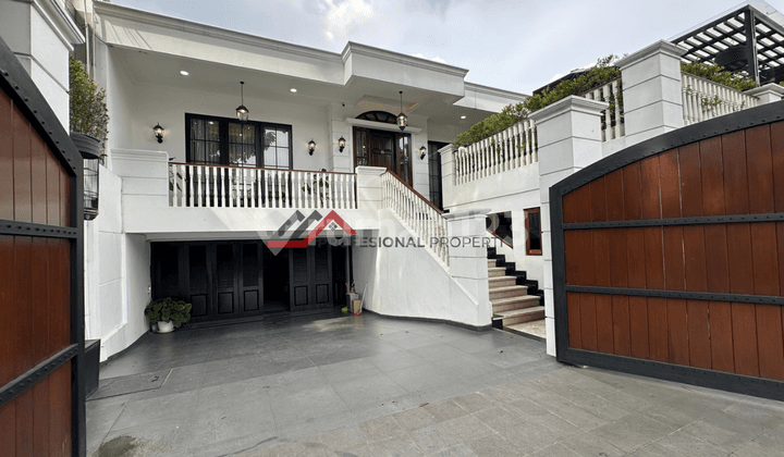 Classic Luxury House Fully Furnished in Kebayoran Baru, South Jakarta