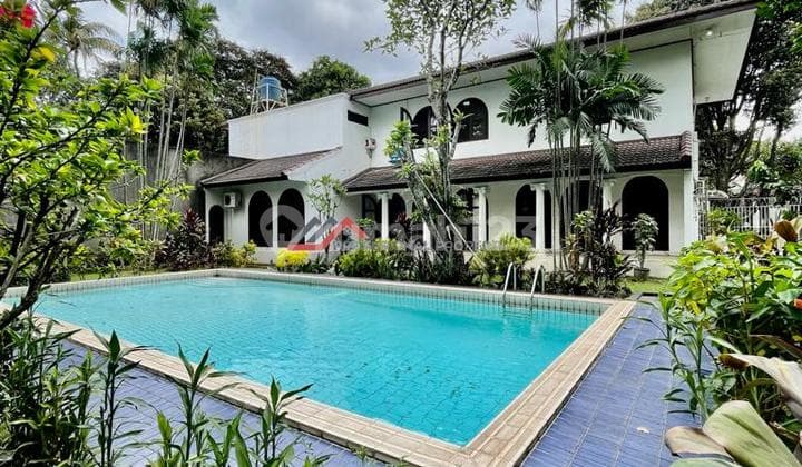 Classic Ready-to-Occupy House, Best Location in South Kemang